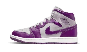 Air Jordan 1 Mid Magenta (2022)