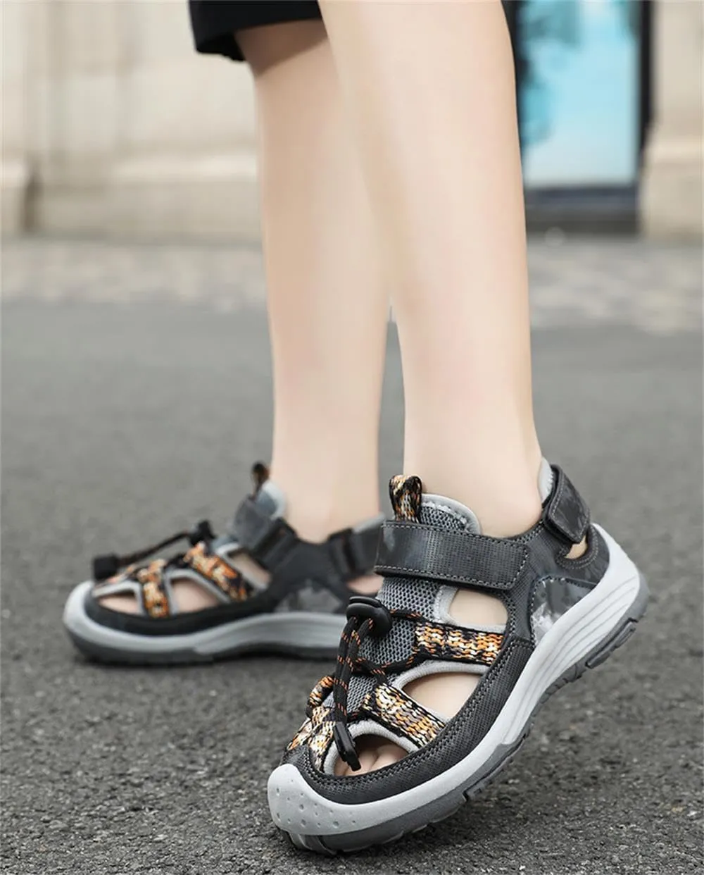 Boys Girls Big Kids Close Toe Drawstring Outdoor Summer Sandals Hook & Loop Light-Weight Soft Sole Beach Sandals