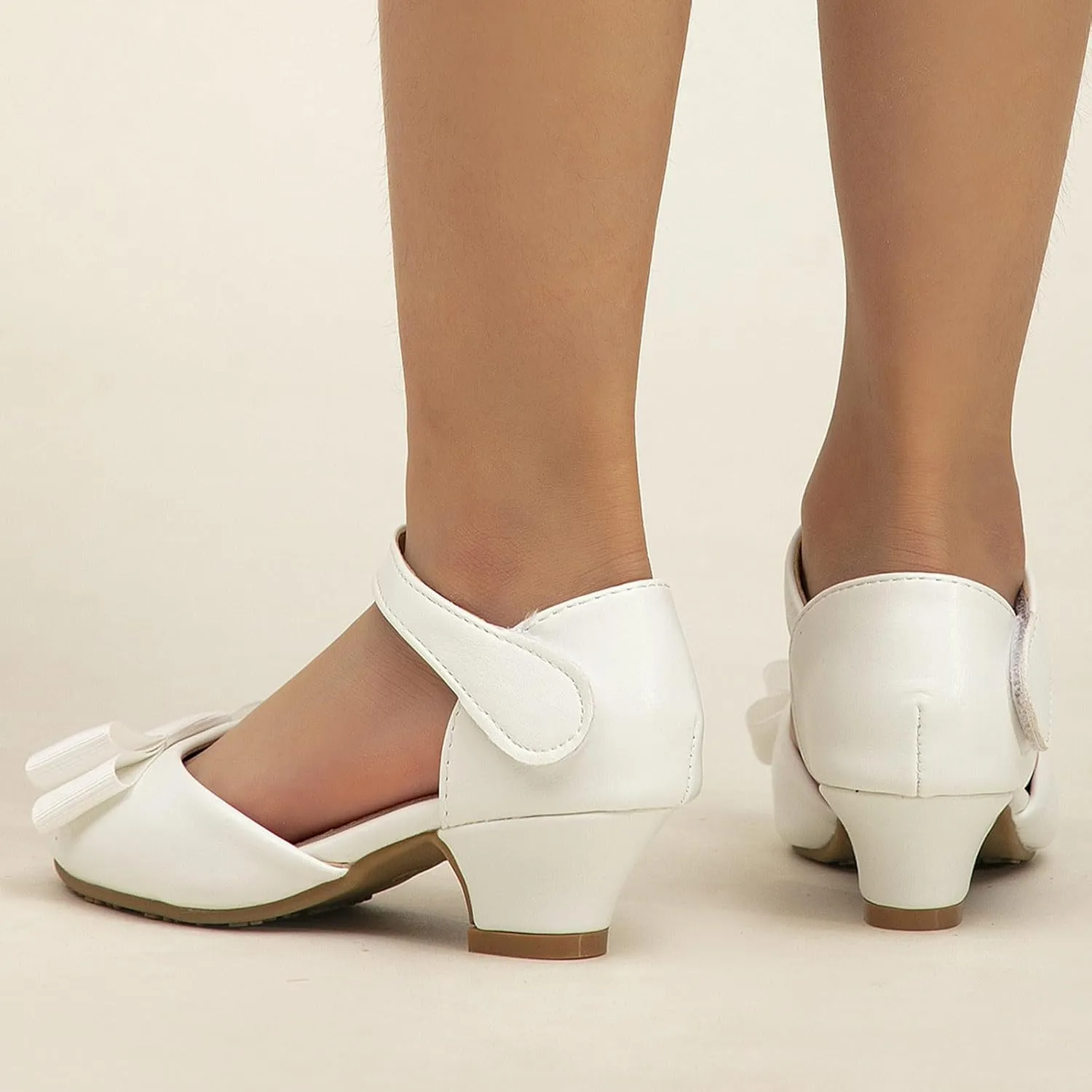 Children's Back Strap Water Sandal Girls Princess Shoes Little Girls Hollow Bow Sandals Children's Dance Performance Dress High Heels