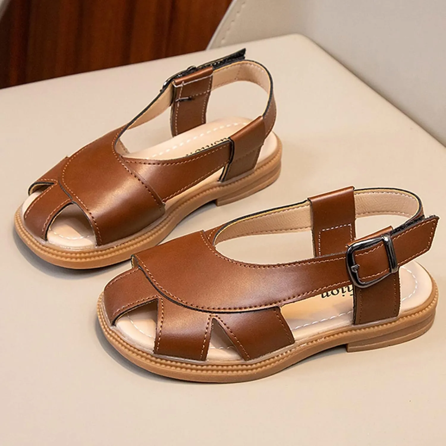 Kids Leather Soft Closed Toe Sandals Boys Girls Lightweight Hollow Holiday Beach Outdoor Beach Sport Water Shoes