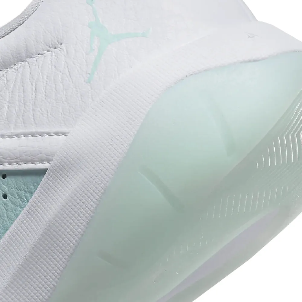 Nike Air Jordan 11 CMFT Low, white/light green