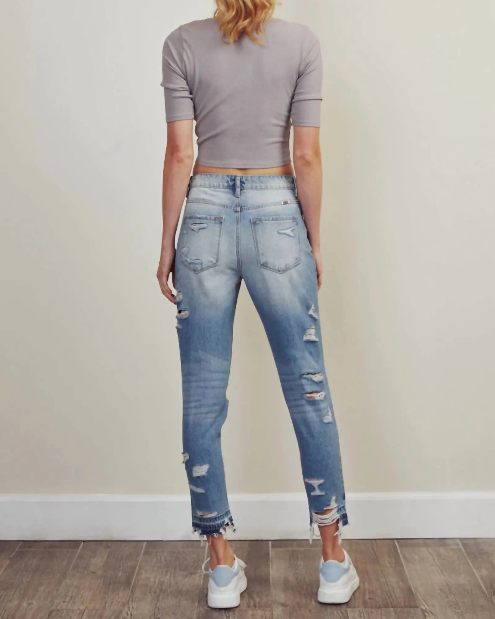 Rainbow Threads Jeans In Medium Wash | Medium Wash
