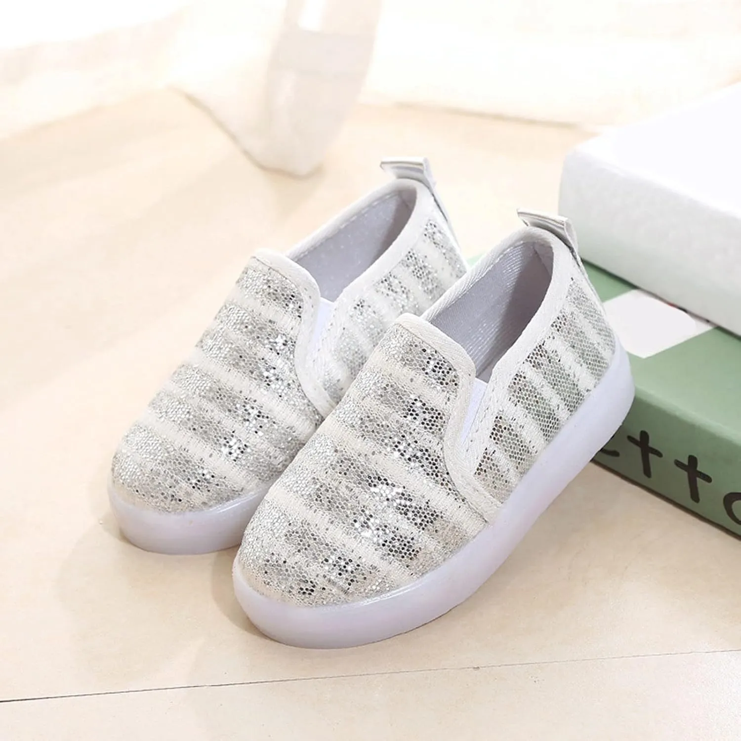 Toddler Girls Boys Canvas Sneaker Shoes Baby Slip On Light Up Shoes Casual Lazy Loafers for Infant Kids