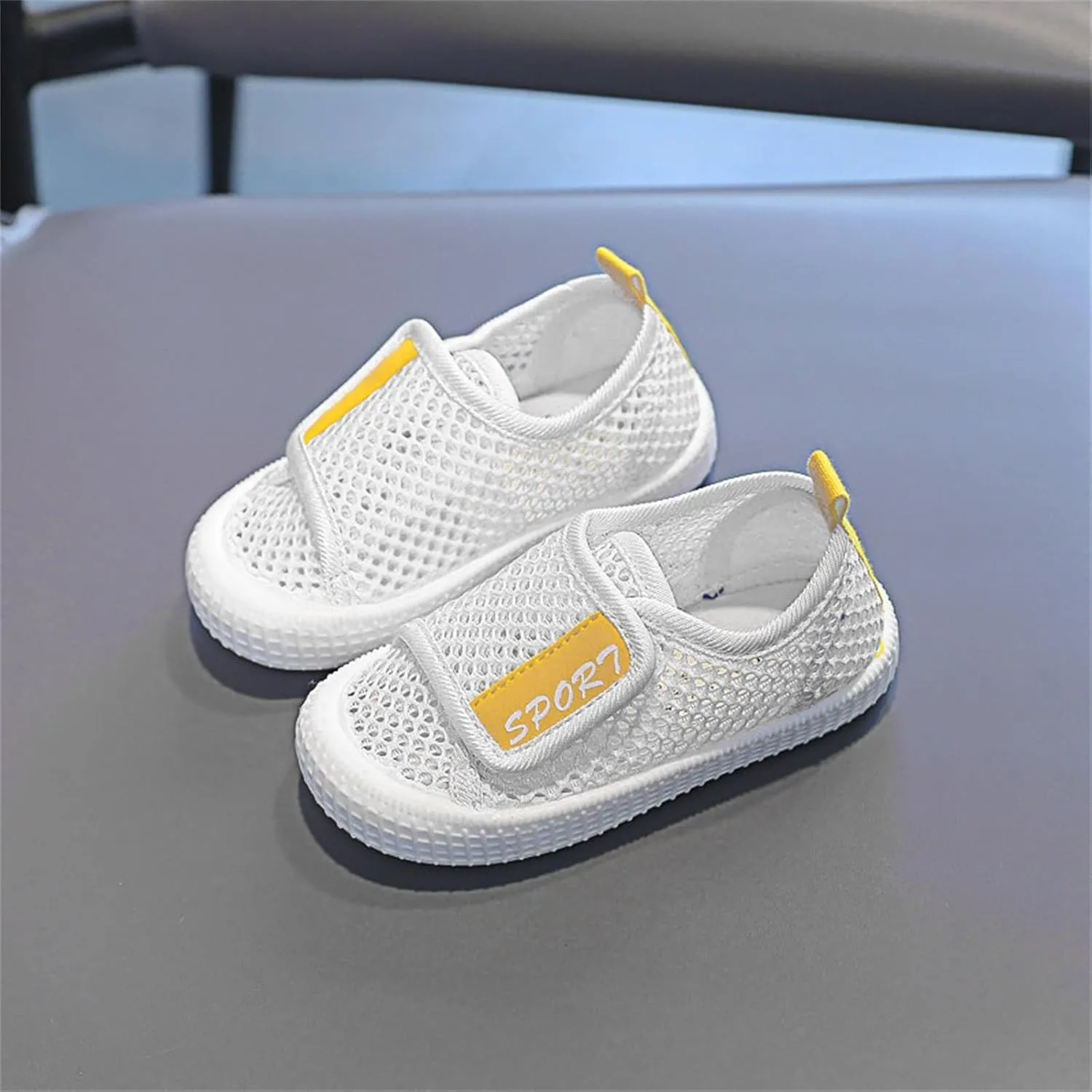 Toddler Water Shoes Qucik Dry Girl Boy Beach Sandals Comfy Lightweight Barefoot Walking Shoes Hollow Out Shoes